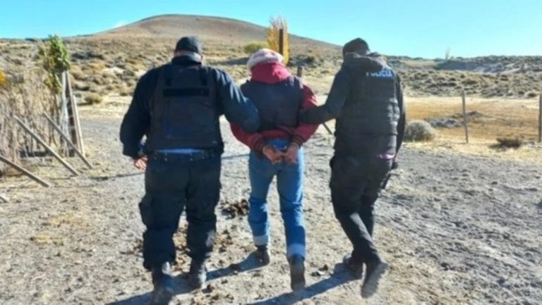 Crimen en Chubut: quiso matar a su perro porque no le hizo caso y asesinó al peón que salió a defenderlo