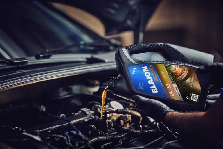 YPF lanza ELAION AURO, un lubricante en constante evolución para los motores más exigentes