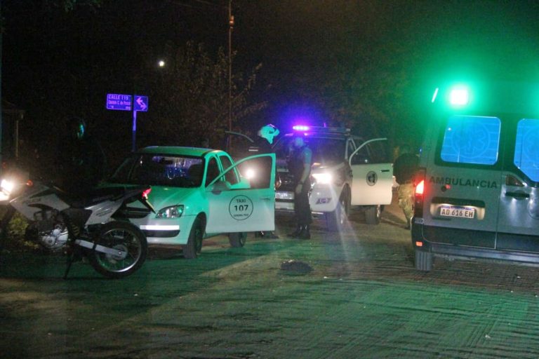 General Pico: Una mujer asaltó a un taxista después de amenazarlo y herirlo en uno de sus brazos con un cuchillo