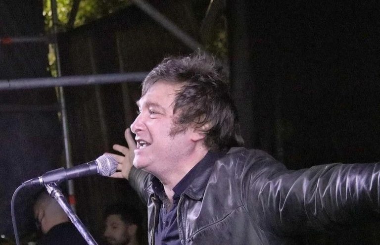 Javier Milei decidió que será candidato a presidente: qué tiene, cuánto mide y a quiénes quiere sumar