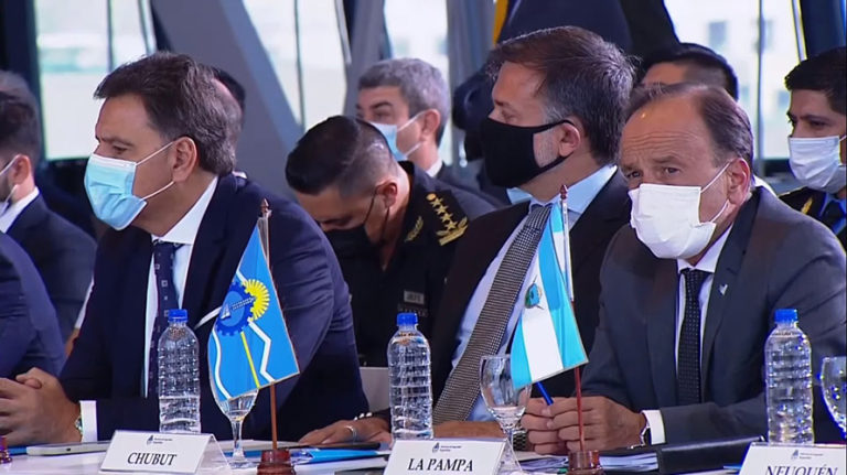 El ministro Di Nápoli participó del Consejo de Seguridad Interior que se desarrolló en el Centro Cultural Kirchner