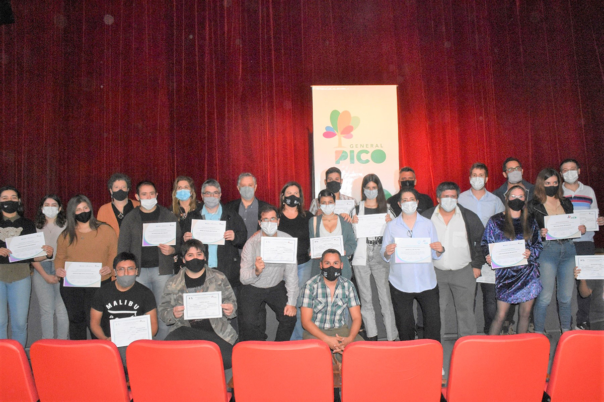 Entregaron 44 certificados del programa municipal de “Oficios Tecnológicos” en General Pico