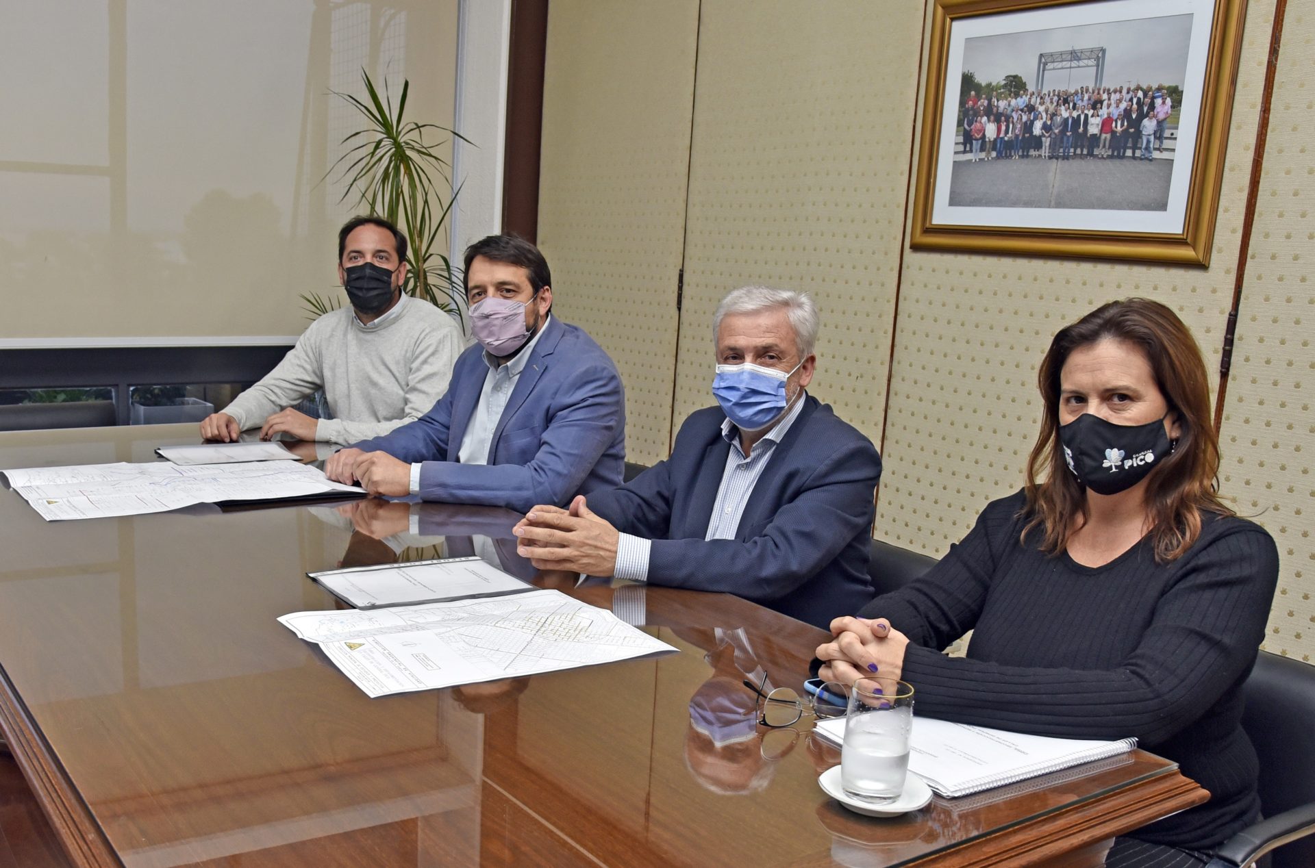 “Es un anuncio que estábamos esperando”, dijo la Intendenta,  Fernanda Alonso,  al confirmarse la fecha de licitación de las 300 cuadras de asfalto para General Pico￼