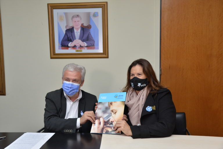 Firmaron un convenio para la limpieza y mantenimiento de canales de desagüe en General Pico por casi 4 millones de pesos
