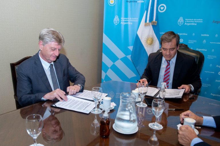 Se ampliará la informatización de Registros Civiles y Juzgados de Paz en La Pampa con recursos nacionales
