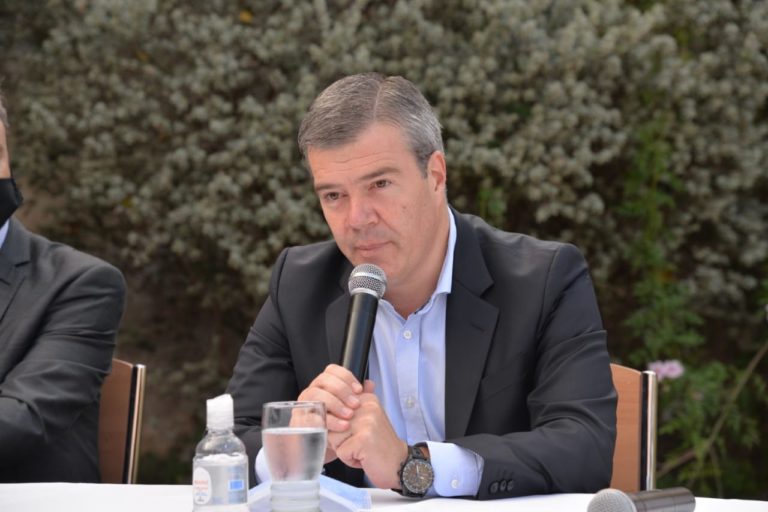 Gobierno provincial instrumentará un programa socieducativo de fomento local a la industria láctea