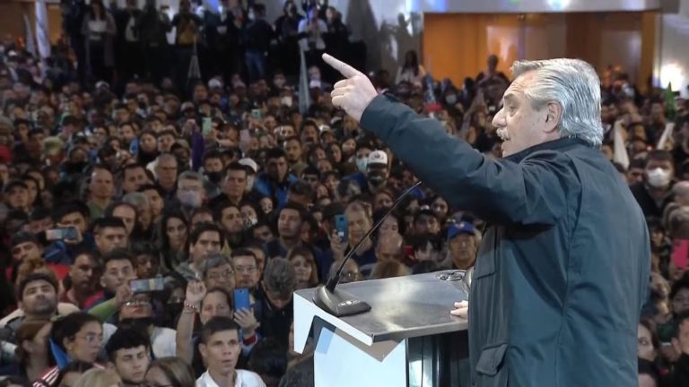 Alberto Fernández cerró el congreso del Frente de Todos en Chaco: “No dejen que nos dividan, porque cuando nos dividimos ganó Macri”