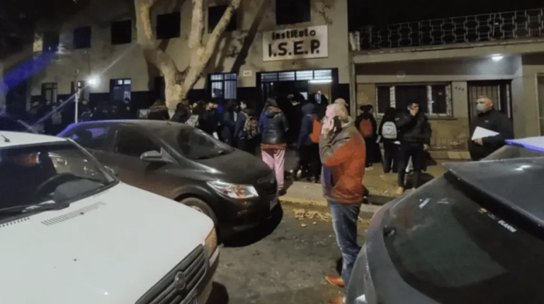 Terror en Mendoza: un alumno amenazó con matar a todos sus compañeros