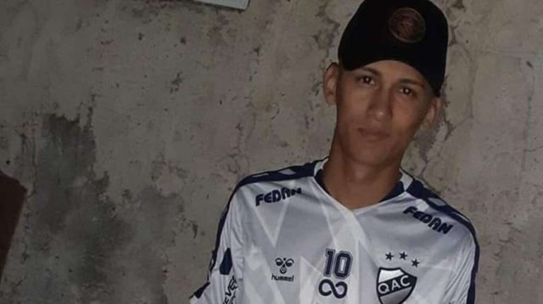 Polémica despedida de “Chapu”, el motochorro asesinado por una mujer a la que asaltó en San Francisco Solano: “Volá alto”