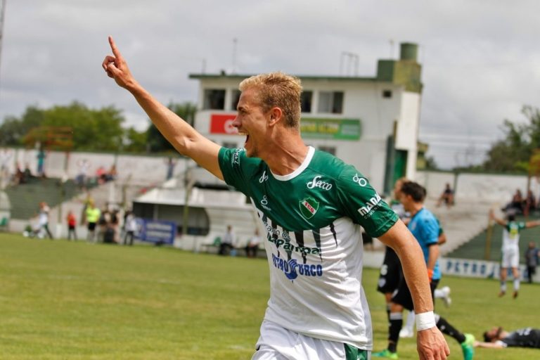 Ferro acordó el regreso de Federico Vasilchik y Joaquín Vivani y hay tres jugadores que no continuarán en el club