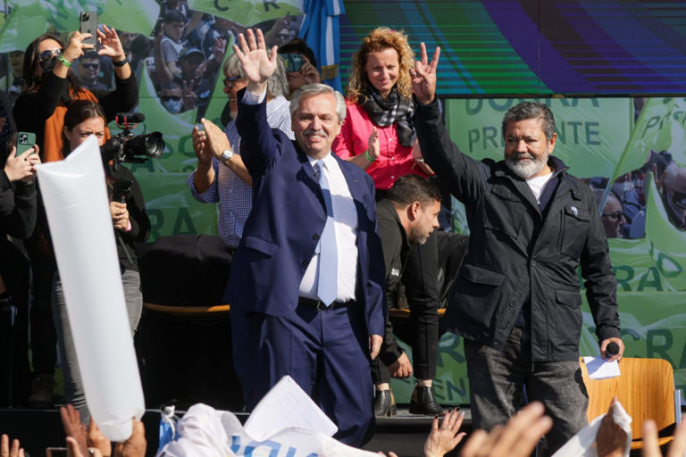 Alberto Fernández en el acto de la UOCRA: “Tenemos que trabajar todos para que el ingreso se distribuya de un modo más equitativo”