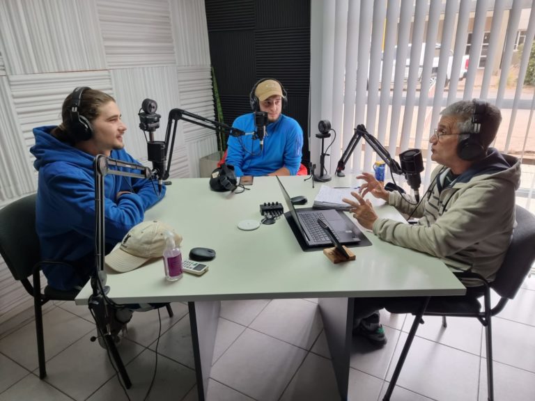 Es de General Pico, su amigo es español y viven una gran experiencia como monitores de esquí en Andorra: “Compartimos pasiones, es un ambiente super agradable”