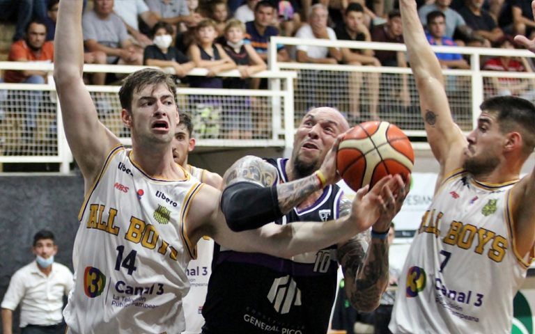 Liga Federal de Básquet: “Solo quedan buenos equipos y no podemos descuidarnos”, dijo Marcelo Piuma, el pivot de Pico FBC