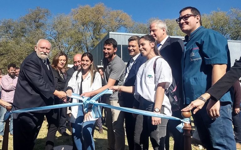 Con la presencia del ministro Perczyk, se inauguró el nuevo “Hospital Escuela de Animales Pequeños” de la Facultad de Veterinarias
