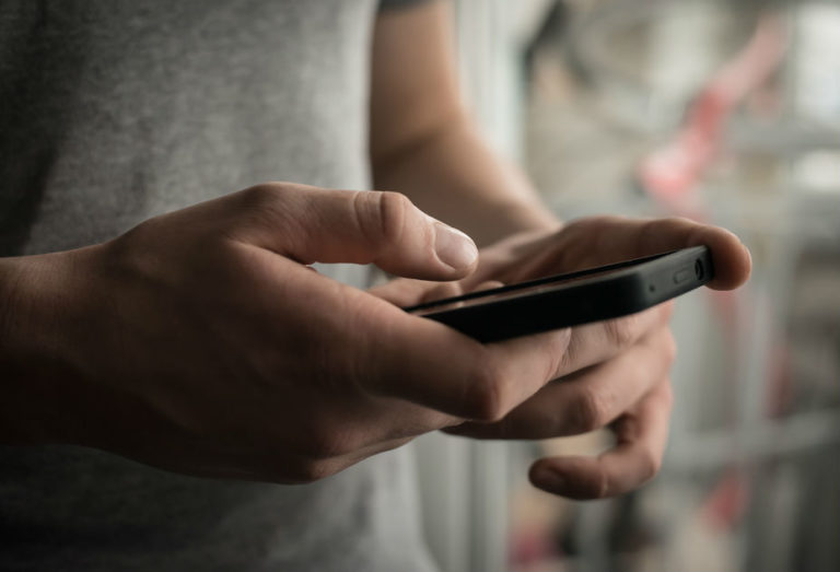 Condenaron en La Pampa a un hombre a prisión efectiva por tener fotos y videos de explotación sexual de menores en su celular