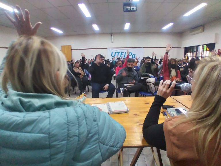 UTELPa va a paro y movilización si el Gobierno pampeano no hace la reapertura de paritarias