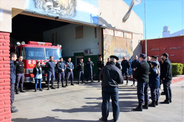 En su día, entregaron reconocimientos a los bomberos que integran la Policía de La Pampa