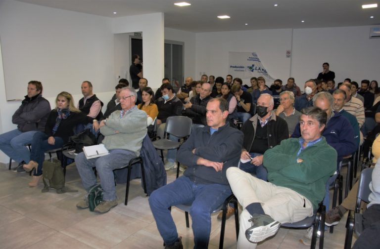 Plaguicidas: dictaron curso sobre protocolos y normativas para asesores técnicos