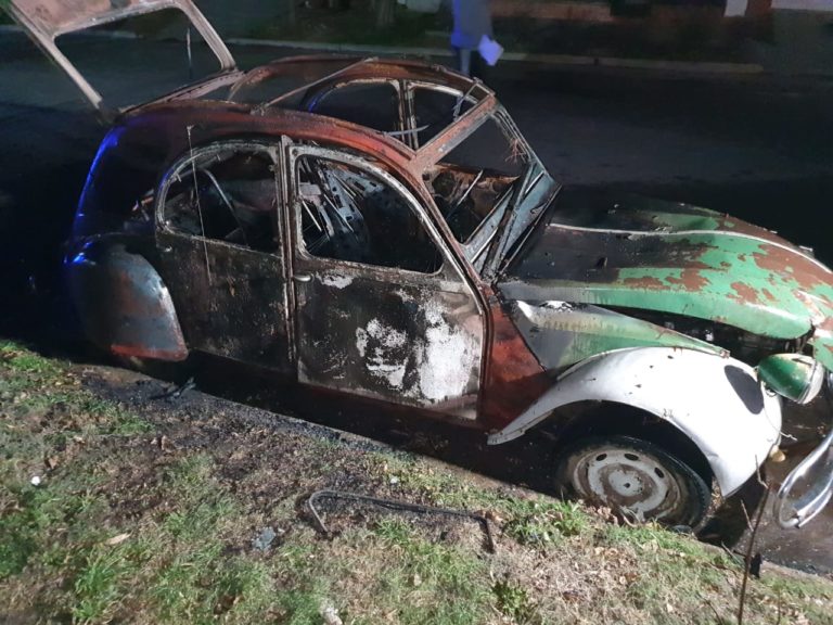 Una joven de 19 años fue condenada en General Pico por varios delitos: robo con arma, hurtar, incendiar un auto, daños varios y acuchillar una persona