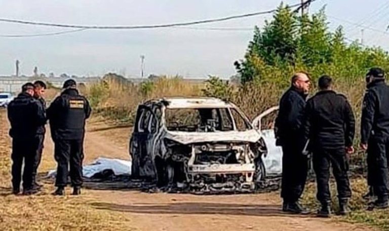 Horror en Rosario: encontraron a una embarazada de 9 meses incinerada y con siete balazos en la espalda y cabeza