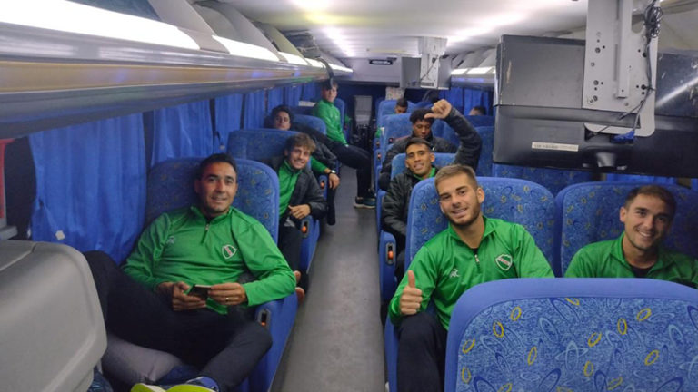 Tras la fecha “libre”, Ferro viajó a San Juan para medirse mañana con Sportivo Peñarol