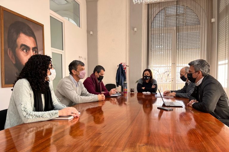 La intendenta Fernanda Alonso recibió a las nuevas autoridades de la Facultad de Ingeniería
