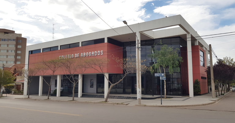 El Colegio de Abogados de La Pampa alerta sobre intentos de estafa telefónica a sus profesionales