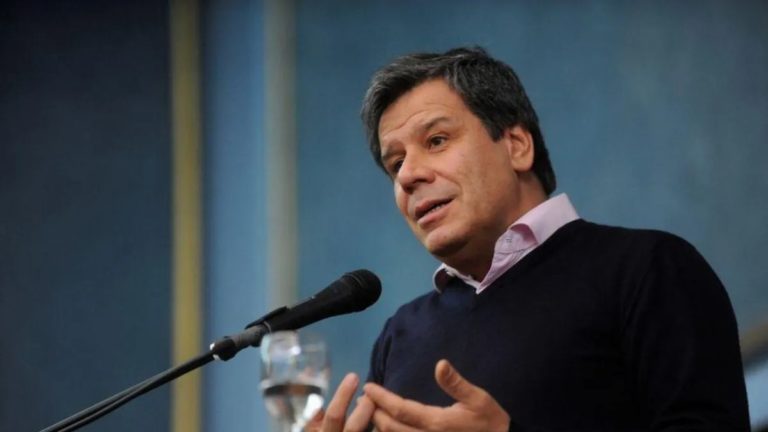 Facundo Manes: “La prohibición del lenguaje inclusivo es fulbito para la tribuna”