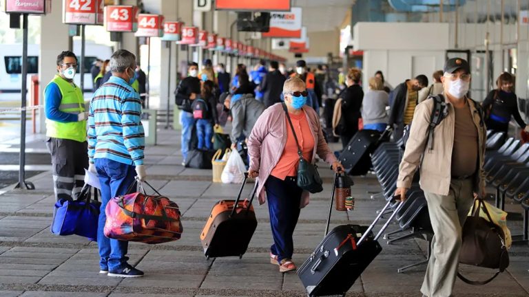 Intenso movimiento turístico en todo el país por el fin de semana “extralargo”: Se movilizan unos 2,3 millones de turistas