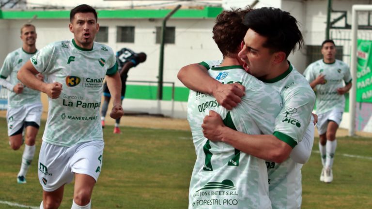 Tras la goleada entre semana, Ferro busca traerse un buen resultado ante Villa Mitre en Bahía Blanca