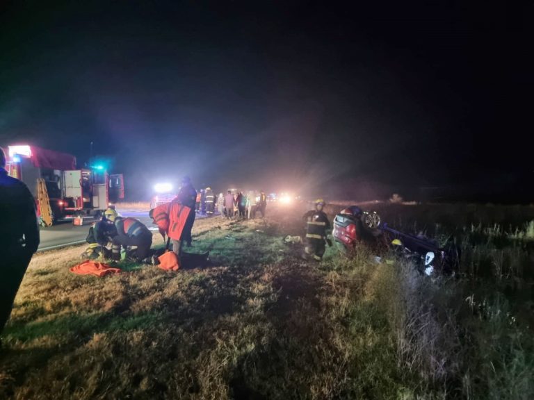 Fatal accidente a 13 km de General Pico dejó como saldo un muerto y varios heridos