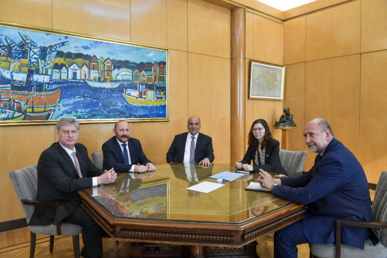 Ziliotto se reunió con Manzur y la ministra de Economía, Silvina Batakis