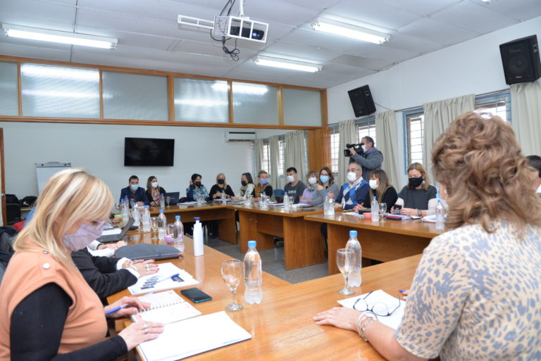 Convivencia social: nuevo encuentro entre Gobierno y gremios docentes