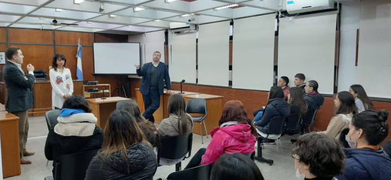 El Colegio República de El Salvador, de General Pico, se sumó al programa “Educación +Justicia”