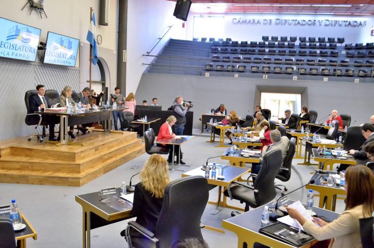 Alicia Mayoral, la clave del equilibrio en la Cámara de Diputados de la provincia