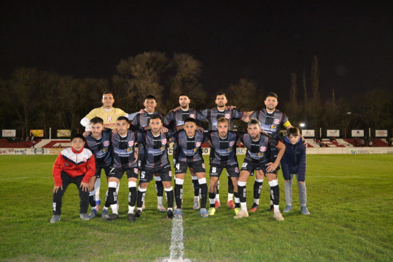 Costa Brava le ganó el “clásico” a Ferro y es más puntero que nunca del Clausura