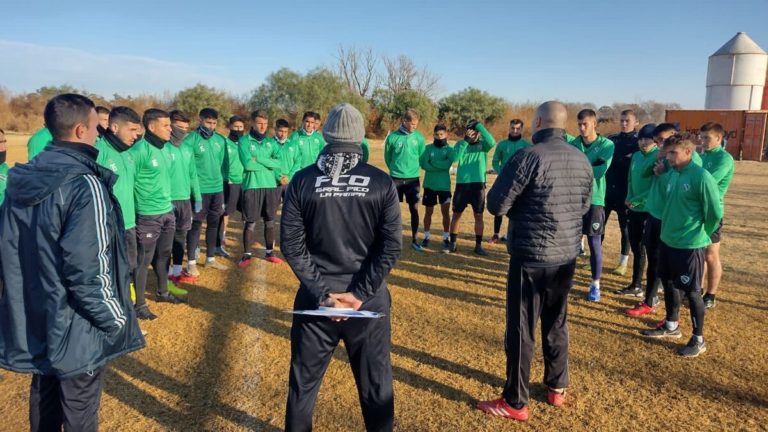 Ferro recupera lesionados, entrena y se prepara para recibir a Argentino de Monte Maíz