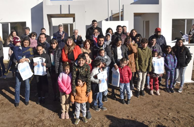 Entregaron de viviendas en Rancul y confirmaron que se construirán 40 más