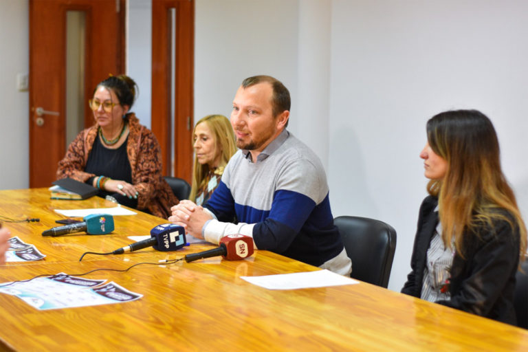 Presentaron el “Ciclo de Teatro” y actividades gratuitas para estas vacaciones de invierno