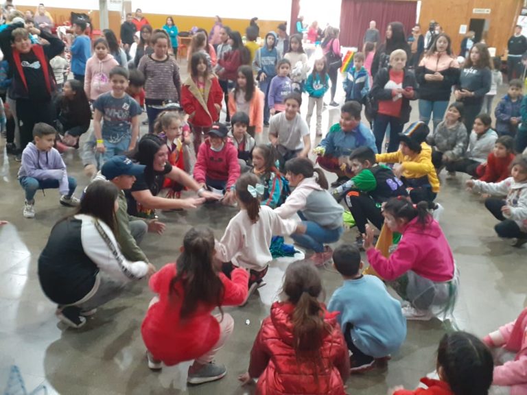 Más de 200 chicos festejaron el Día Internacional del Cooperativismo en General Pico