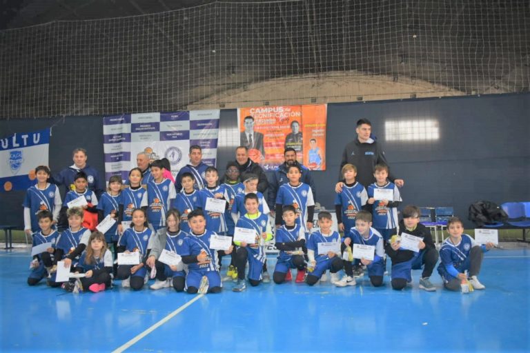 Con gran éxito y destacadas figuras finalizó el campus de tecnificación de básquet en Cultural Argentino