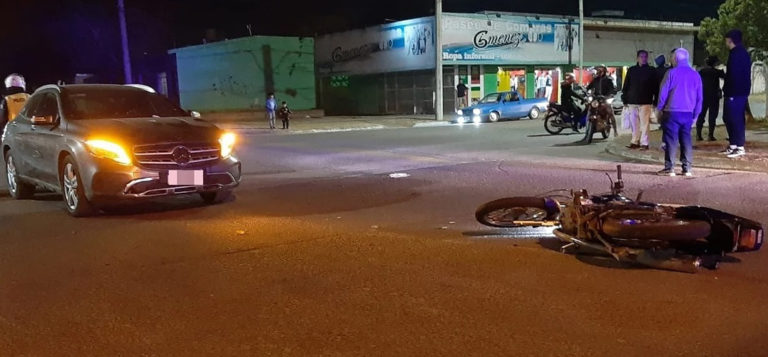 Accidente en calle 2 y 103: Un hospitalizado con lesiones leves