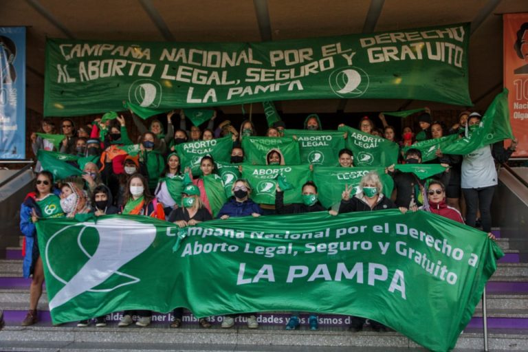 <a href="https://www.planbnoticias.com.ar/index.php/2022/07/19/la-pampa-se-hicieron-1121-abortos-legales-en-2021-y-335-en-lo-que-va-de-2022/">La Pampa: se hicieron 1121 abortos legales en 2021 y 335 en lo que va de 2022</a>