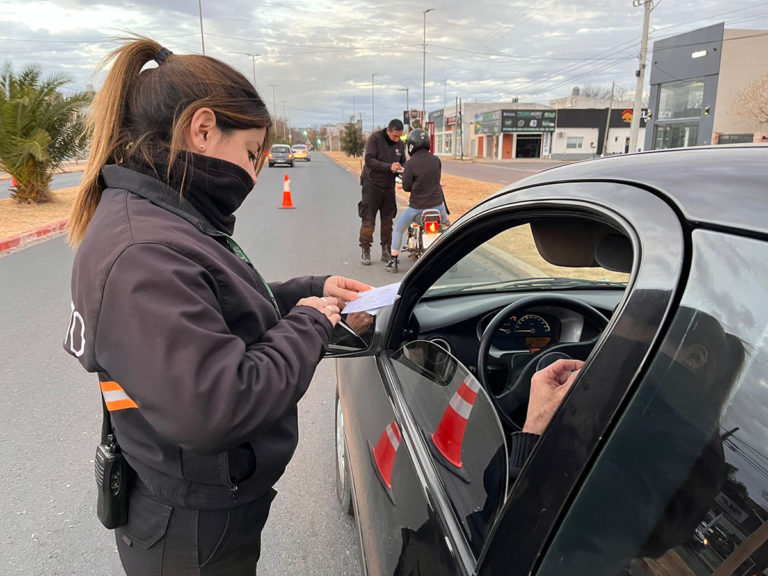 Controles en General Pico: Se labraron 295 infracciones y hubo 19 retenciones de motos