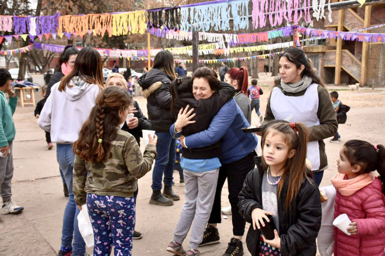 El barrio Malvinas disfrutó de una jornada de talleres, actividades y distintos espectáculos