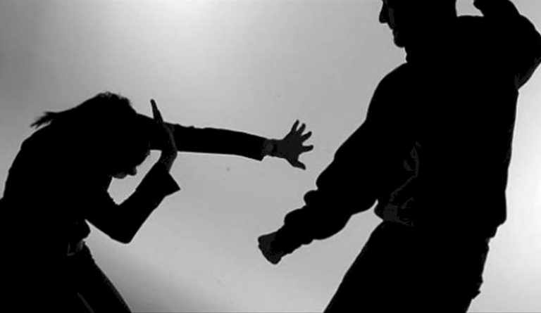 Condenaron en 25 de Mayo a un padre por agredir a su hija con un palo de escoba