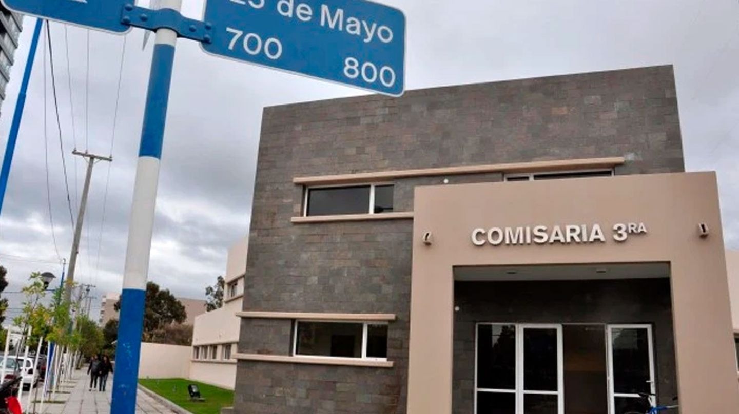 Buscan al “vampiro blanco” de Río Negro: denuncian que estafa mujeres para consumir su leche materna