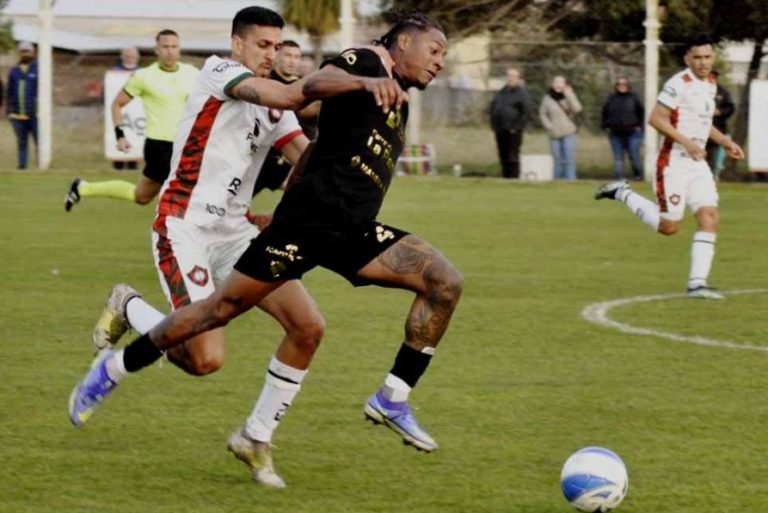 En un partido con muchas polémicas y tres expulsados, Ferro perdió de visitante con Círculo Deportivo y lleva 5 partidos sin ganar