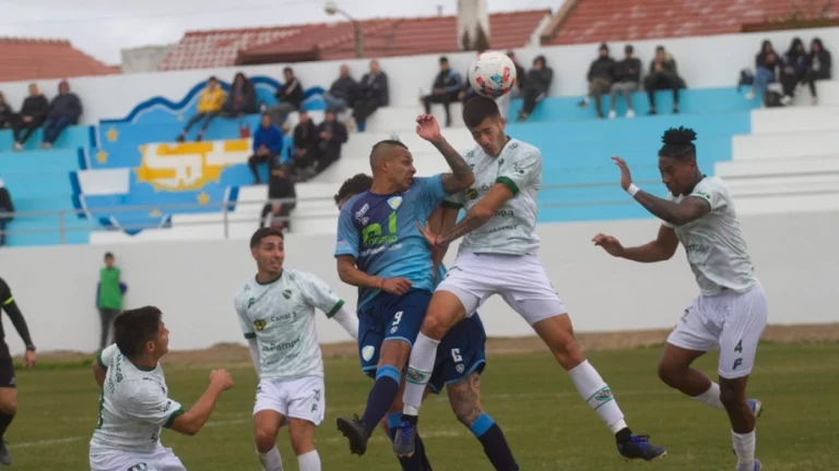 Ferro arrancó ganando, pero no lo pudo sostener y se trae un punto de Viedma