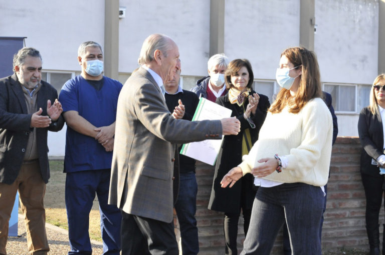 Pusieron en funciones a una pediatra y cuatro enfermeras en el Hospital de Intendente Alvear